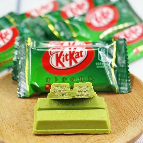 Zgadnij może Zielony Kit Kat z jakim smaku? / Zdjęcie: wenzhousupermercados.com