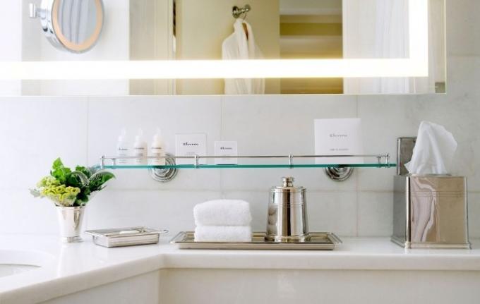 Drogie hotele podczas czyszczenia toalety nigdy nie używać wybielaczy chlorowych.