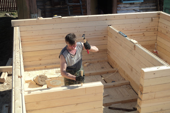 Czy to możliwe, aby zbudować saunę z rękami bez doświadczenia budowlanego? Oczywiście, że tak!