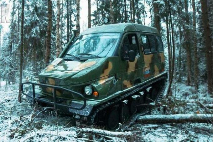 pojazd terenowy GAZ-3409 "Beaver"