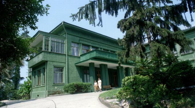 Daczy "New Matsesta" na terenie sanatorium "Green Grove" (Soczi). | Zdjęcie: gazeta.ru.
