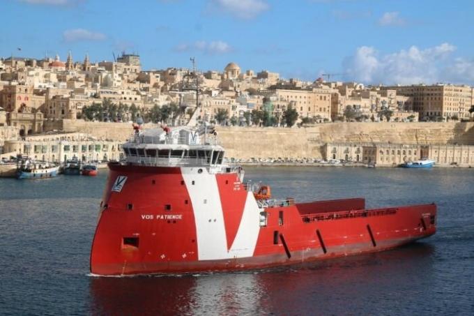 konserwacja statków VOS Patience. | Zdjęcie: hellenicshippingnews.com.