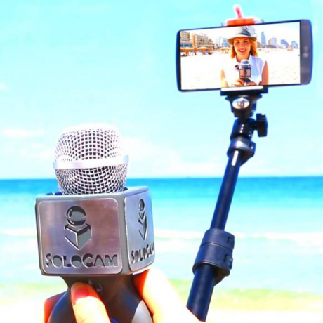 SoloCam - selfie-stick z wbudowanym mikrofonem