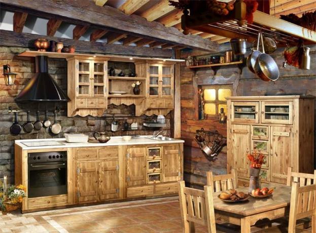 Drewniane półki do kuchni: instrukcje wideo dotyczące montażu półek kuchennych własnymi rękami, cena, zdjęcie
