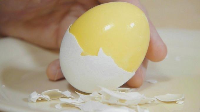 „Gold” jaja, albo jak zrobić omletu bez rozbijania jaj