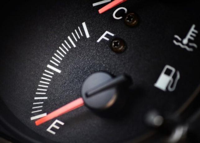  Przy obecnych cenach zużycia paliwa stało się jednym z głównych parametrów technicznych pojazdu. | Zdjęcie: 1.bp.blogspot.com