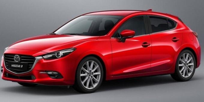 Subcompact Mazda 3 doskonałym wyborem dla człowieka.