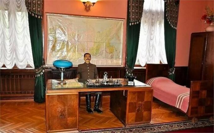 W biurach przywódcy proletariatu spędził większość czasu (muzeum w domku „New Matsesta”, Soczi). | Zdjęcie: diletant.media.