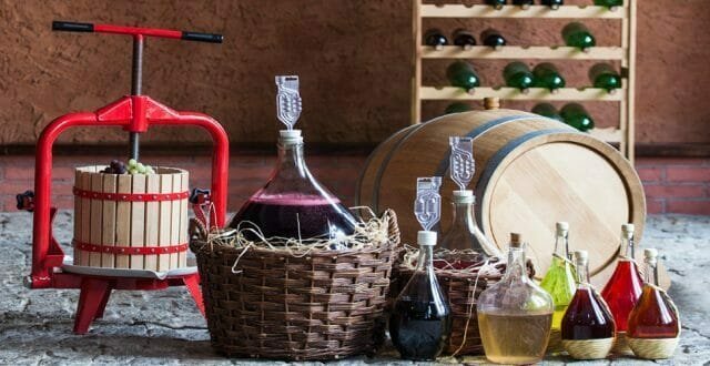 Przygotowanie dobrego wina nie jest skomplikowanym procesem, najważniejsze, aby postępować zgodnie z instrukcjami podanymi w przepisie