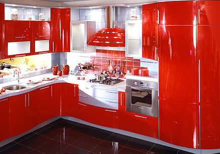 czerwono-białe kuchnie