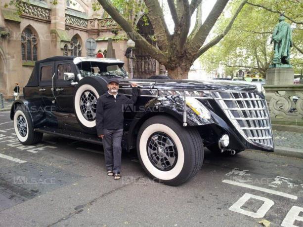 Szejk Hamad bin Hamdan Al Nahyan, z jego samochodu Giant Spider in Strasbourg