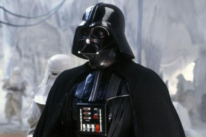 Na motywach rogaty hełm Dartha Vadera - główny czarny charakter fikcji sagi „Star Wars”.