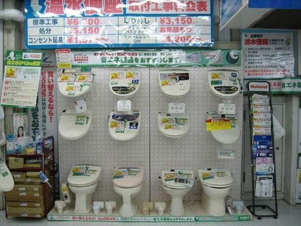 W Japonii, toalety - to kultowa.